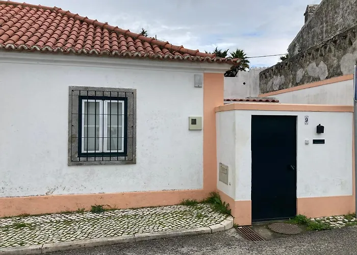 Bloom Cottage II
